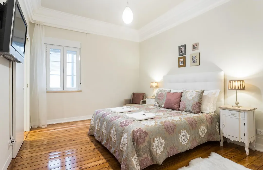 Cruz Apartments-1